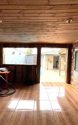 Casa à venda com 160m², 4 quartos e 3 vagas
