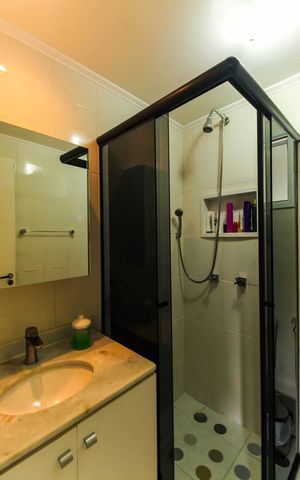 Apartamento à venda com 76m², 3 quartos e 1 vaga Apartamento à venda com 76m², 3 quartos e 1 vagaBanheiro