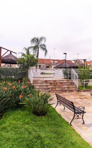 Apartamento à venda com 76m², 3 quartos e 1 vaga Apartamento à venda com 76m², 3 quartos e 1 vagaÁrea comum - Piscina