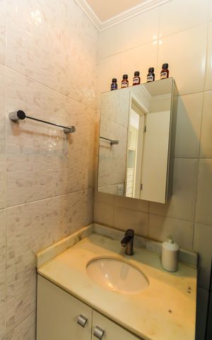 Apartamento à venda com 76m², 3 quartos e 1 vaga Apartamento à venda com 76m², 3 quartos e 1 vagaBanheiro da Suíte 3
