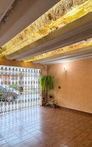 Casa à venda com 110m², 3 quartos e 1 vaga Casa à venda com 110m², 3 quartos e 1 vagaGaragem