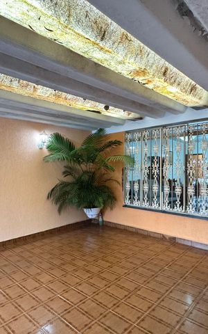 Casa à venda com 110m², 3 quartos e 1 vaga Casa à venda com 110m², 3 quartos e 1 vagaGaragem