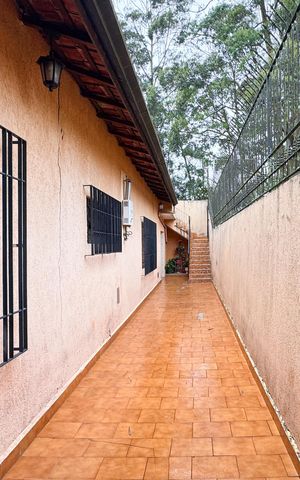 Casa à venda com 110m², 3 quartos e 1 vaga Casa à venda com 110m², 3 quartos e 1 vagaÁrea externa