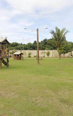 Casa de condomínio para alugar com 120m², 2 quartos e sem vagaÁrea comum - Playground