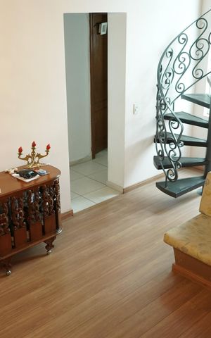Casa para alugar com 250m², 3 quartos e 2 vagasSala
