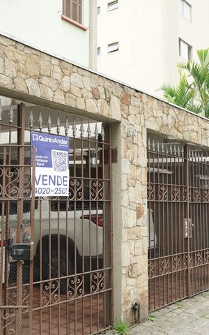 Casa para alugar com 250m², 3 quartos e 2 vagasPlaca