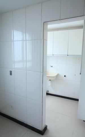 Apartamento à venda com 144m², 3 quartos e 2 vagasCozinha