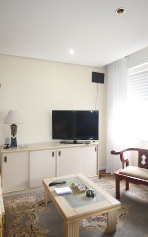 Apartamento à venda com 85m², 2 quartos e sem vagaSala