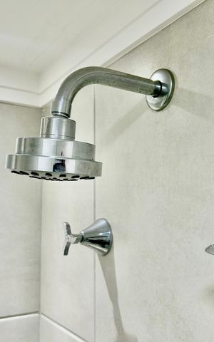 Apartamento à venda com 57m², 2 quartos e 1 vaga Apartamento à venda com 57m², 2 quartos e 1 vagaBanheiro