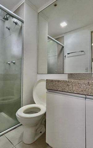 Apartamento à venda com 57m², 2 quartos e 1 vaga Apartamento à venda com 57m², 2 quartos e 1 vagaBanheiro do Quarto 1