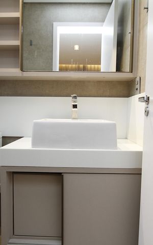 Apartamento à venda com 232m², 4 quartos e 4 vagasBanheiro da Suíte