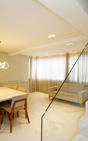 Apartamento à venda com 232m², 4 quartos e 4 vagasSala