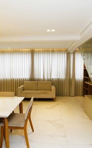 Apartamento à venda com 232m², 4 quartos e 4 vagasSala