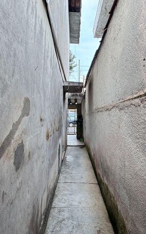 Casa à venda com 137m², 3 quartos e 2 vagas Casa à venda com 137m², 3 quartos e 2 vagasÁrea externa