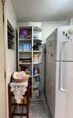 Casa à venda com 137m², 3 quartos e 2 vagas Casa à venda com 137m², 3 quartos e 2 vagasDespensa