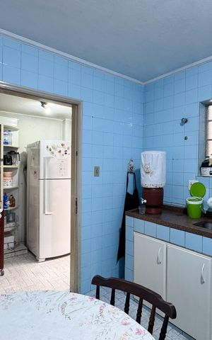 Casa à venda com 137m², 3 quartos e 2 vagas Casa à venda com 137m², 3 quartos e 2 vagasCozinha