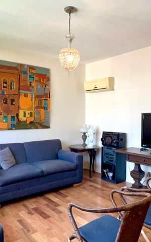 Apartamento à venda com 226m², 3 quartos e 1 vaga Apartamento à venda com 226m², 3 quartos e 1 vagaSala de TV