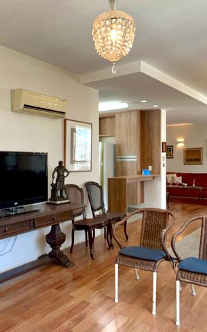 Apartamento à venda com 226m², 3 quartos e 1 vaga Apartamento à venda com 226m², 3 quartos e 1 vagaSala de TV