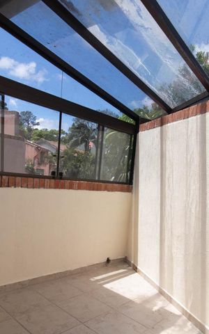 Casa para alugar com 253m², 3 quartos e 4 vagas Casa para alugar com 253m², 3 quartos e 4 vagasSacada