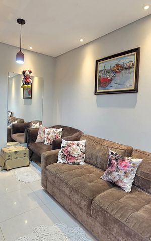 Apartamento à venda com 56m², 2 quartos e 1 vaga Apartamento à venda com 56m², 2 quartos e 1 vagaSala