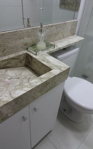 Casa para alugar com 140m², 3 quartos e 2 vagasBanheiro Social