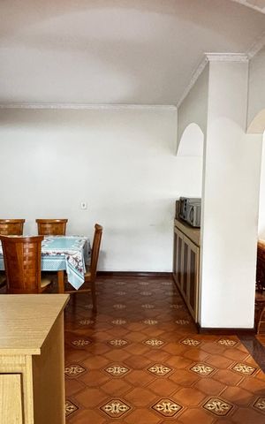 Casa para alugar com 200m², 4 quartos e 8 vagas Casa para alugar com 200m², 4 quartos e 8 vagasSala de Jantar - Cozinha