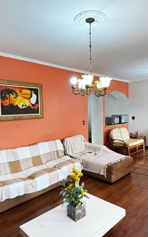 Casa para alugar com 200m², 4 quartos e 8 vagas Casa para alugar com 200m², 4 quartos e 8 vagasSala - Sala de Estar