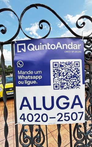 Casa para alugar com 200m², 4 quartos e 8 vagas Casa para alugar com 200m², 4 quartos e 8 vagasFachada