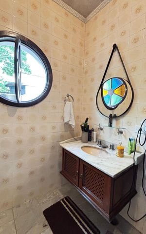 Casa para alugar com 200m², 4 quartos e 8 vagas Casa para alugar com 200m², 4 quartos e 8 vagasBanheiro