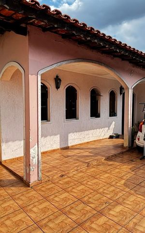 Casa para alugar com 200m², 4 quartos e 8 vagas Casa para alugar com 200m², 4 quartos e 8 vagasGaragem - Quintal