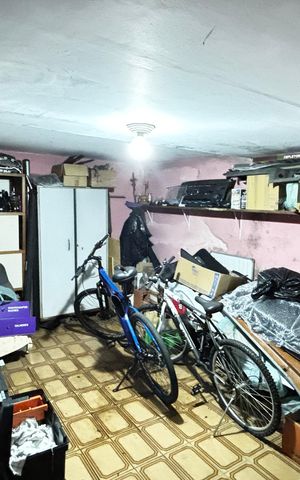 Casa para alugar com 200m², 4 quartos e 8 vagas Casa para alugar com 200m², 4 quartos e 8 vagasporão