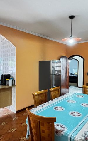 Casa para alugar com 200m², 4 quartos e 8 vagas Casa para alugar com 200m², 4 quartos e 8 vagasSala de Jantar - Cozinha