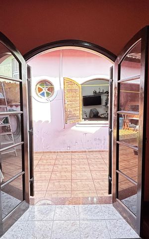 Casa para alugar com 200m², 4 quartos e 8 vagas Casa para alugar com 200m², 4 quartos e 8 vagasVaranda da Suíte