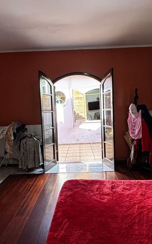 Casa para alugar com 200m², 4 quartos e 8 vagas Casa para alugar com 200m², 4 quartos e 8 vagasSuite