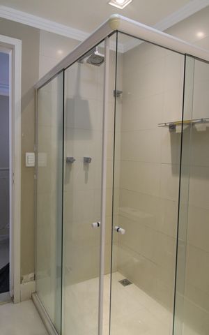 Casa de condomínio à venda com 475m², 4 quartos e 4 vagasBanheiro Social