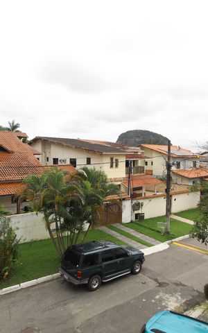 Casa de condomínio à venda com 475m², 4 quartos e 4 vagasSala - Vista