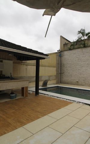 Casa de condomínio à venda com 475m², 4 quartos e 4 vagasÁrea Externa