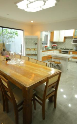 Casa à venda com 232m², 3 quartos e 2 vagasCopa/Cozinha 