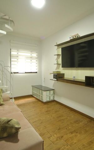 Casa à venda com 232m², 3 quartos e 2 vagasSala de TV 