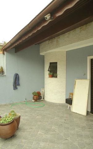 Casa à venda com 232m², 3 quartos e 2 vagasVaranda da Suíte 
