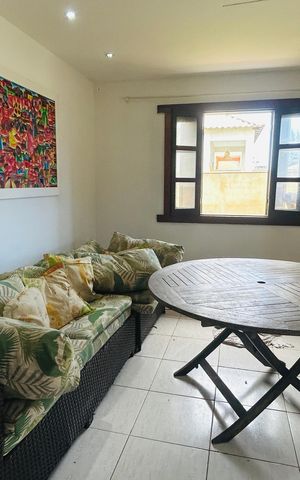 Casa de condomínio para alugar com 120m², 4 quartos e sem vaga