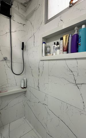 Apartamento para alugar com 429m², 3 quartos e 1 vaga Apartamento para alugar com 429m², 3 quartos e 1 vagaBanheiro da Suíte