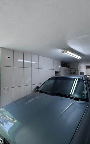 Casa à venda com 145m², 2 quartos e 1 vaga Casa à venda com 145m², 2 quartos e 1 vagaGaragem
