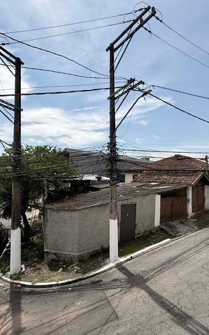 Casa à venda com 145m², 2 quartos e 1 vaga Casa à venda com 145m², 2 quartos e 1 vagaVista