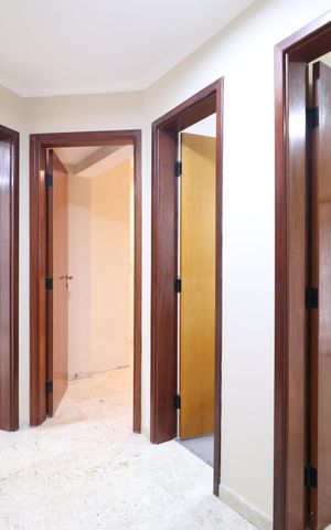 Apartamento para alugar com 145m², 4 quartos e 3 vagasCorredor 