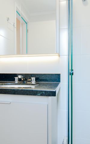 Apartamento à venda com 68m², 2 quartos e 2 vagasBanheiro do Quarto 2
