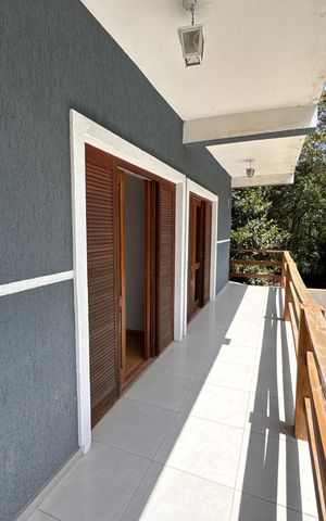 Casa de condomínio para alugar com 550m², 4 quartos e 6 vagas Casa de condomínio para alugar com 550m², 4 quartos e 6 vagasSacada
