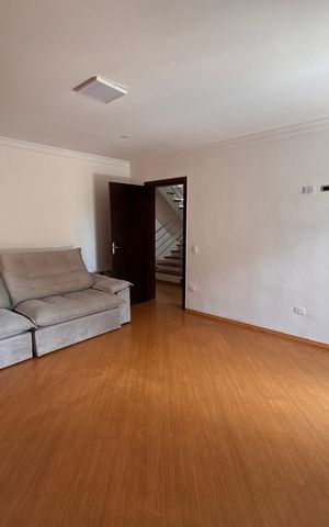 Casa de condomínio para alugar com 550m², 4 quartos e 6 vagas Casa de condomínio para alugar com 550m², 4 quartos e 6 vagasQuarto 3