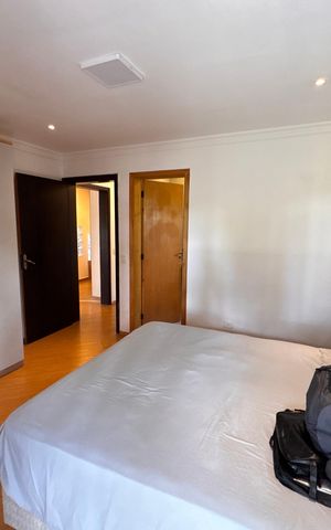 Casa de condomínio para alugar com 550m², 4 quartos e 6 vagas Casa de condomínio para alugar com 550m², 4 quartos e 6 vagasQuarto 2