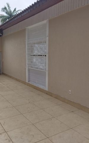 Casa para alugar com 230m², 3 quartos e 4 vagas